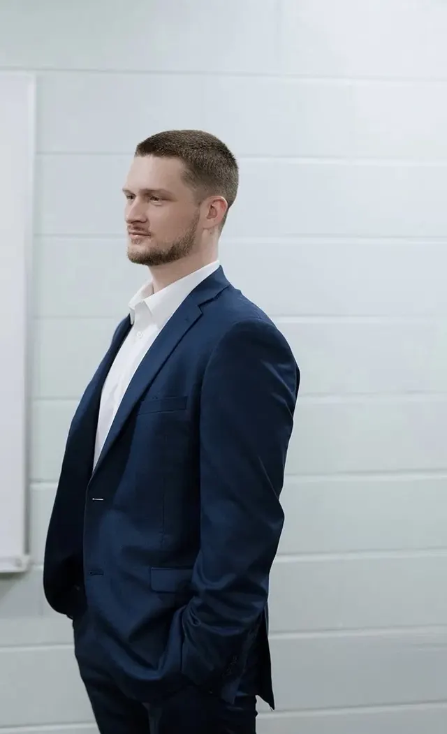 Rob Blumenstein, founder of Flowerstone Systems, in a navy suit